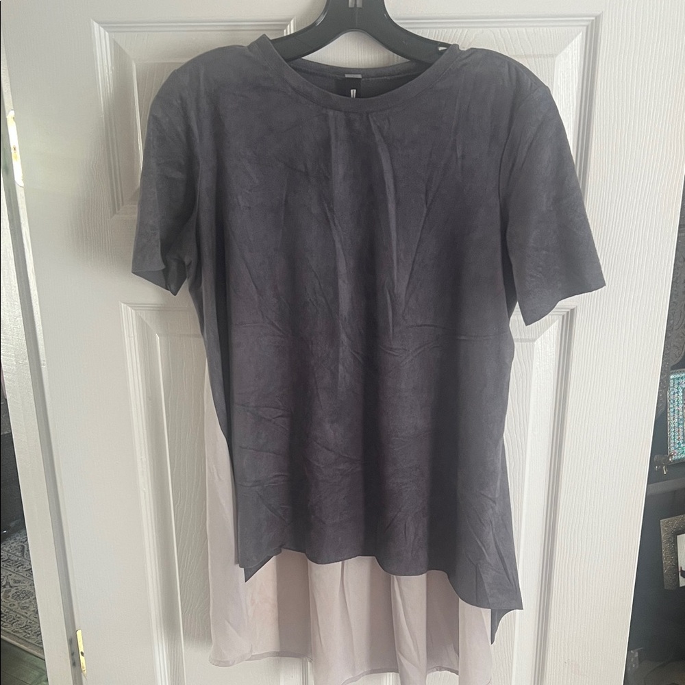 Design Lab Lord & Taylor Gray and White Blouse